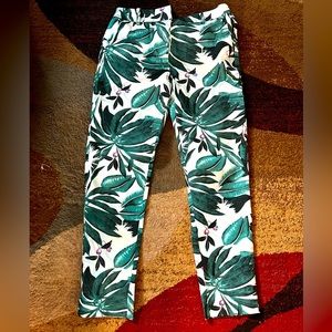 SUPER CUTE!!! Designer cropped pants!!